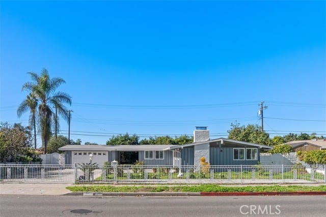 115 South Gilbert