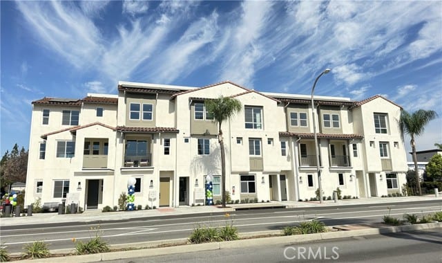 685 South Brea Boulevard