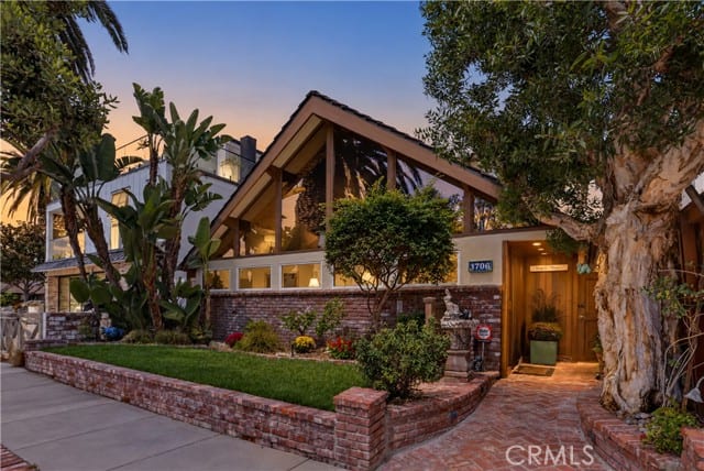 1706 East Ocean Boulevard, Newport Beach, CA 92661