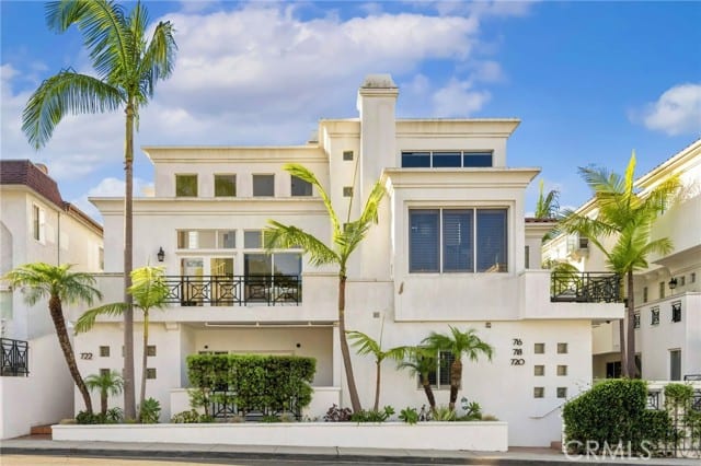 716 Manhattan Beach Boulevard, Manhattan Beach, CA 90266