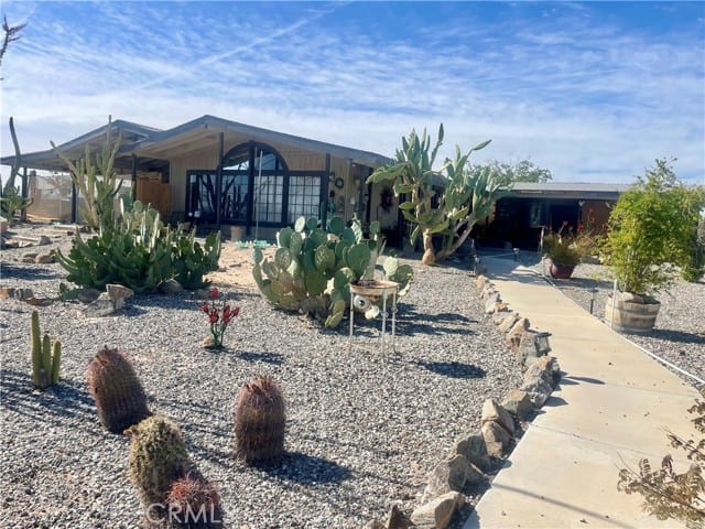 7554 Acoma Trail