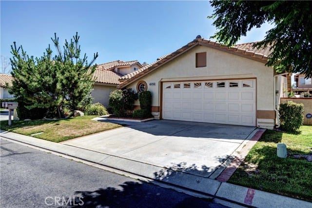 1045 Southern Hills Drive