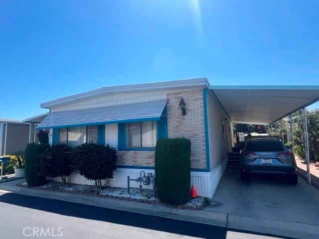 8811 Canoga Avenue