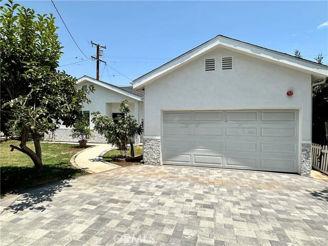 610 North Hidalgo Avenue