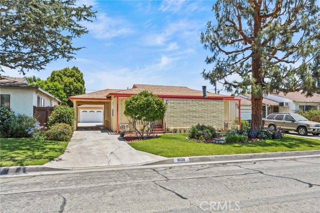 3028 Doolittle Avenue