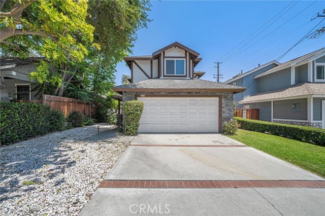 808 South California Avenue, Monrovia, CA 91016