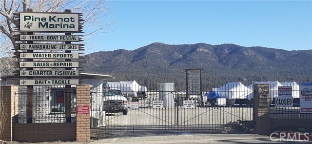 400 Pine Knot Blvd J-26