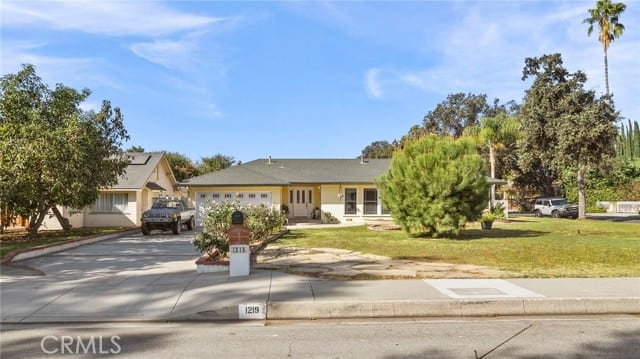 1219 South Santa Anita Avenue