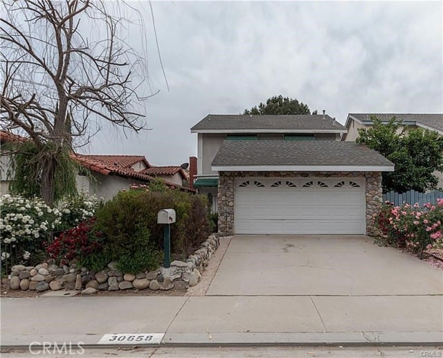 30658 Lakefront Drive