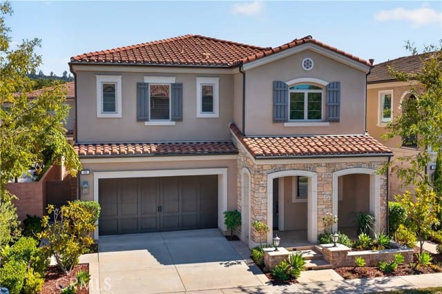66 Royal Pne, Irvine, CA 92602