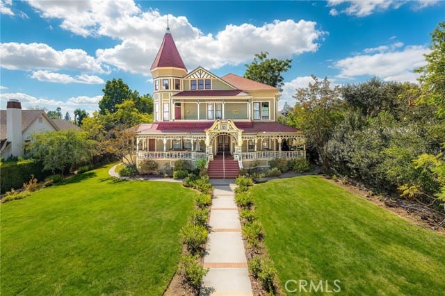 225 North Lima, Sierra Madre, CA 91024