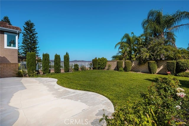 733 South Morningstar Drive
