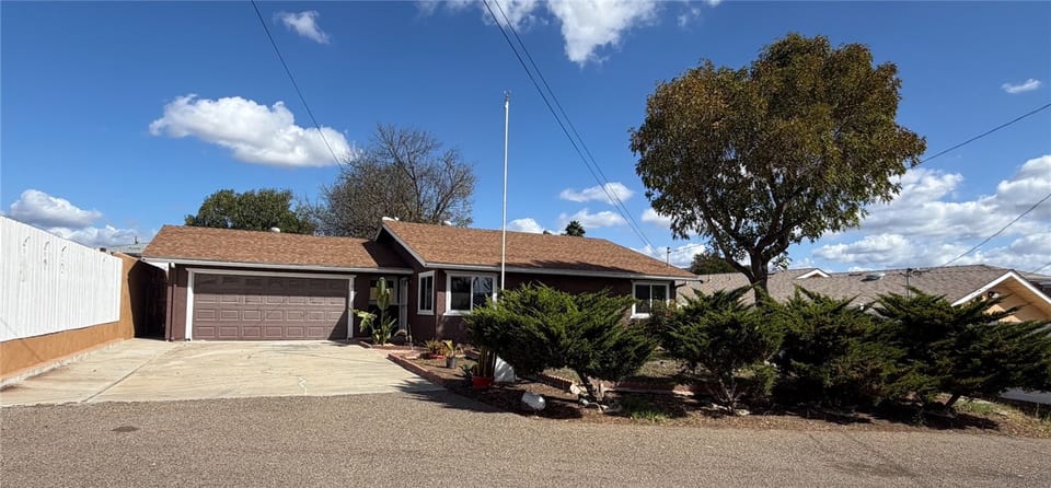 10132 Conejo, Santee, CA 92071
