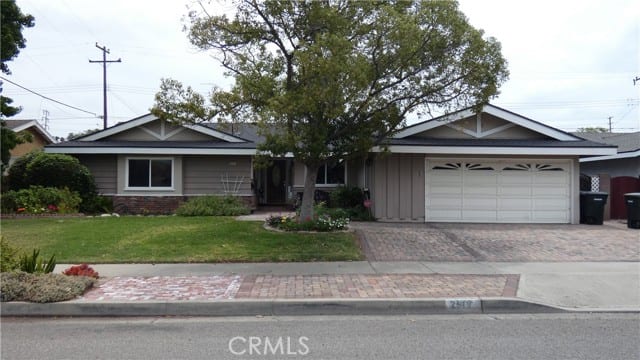 2515 North Cottonwood