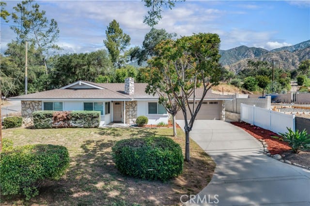 237 West Loma Alta