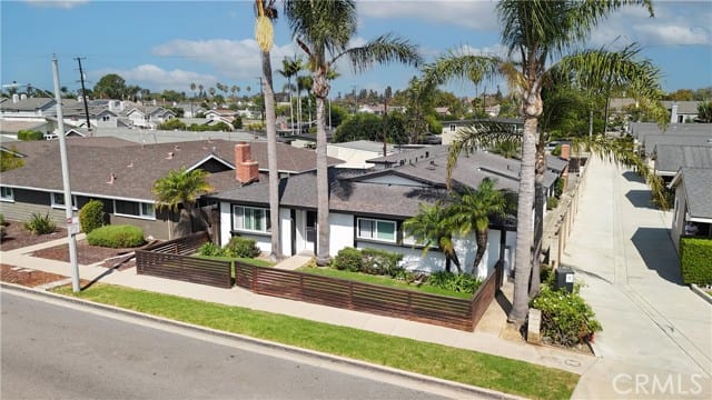 2515 Orange Avenue, Costa Mesa, CA 92627