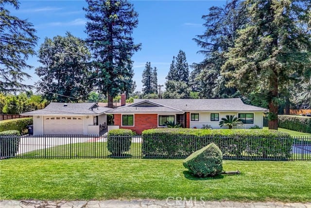 574 Alameda Street