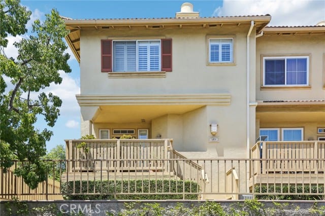 489 West Summerfield Circle