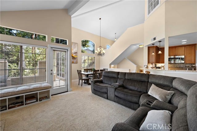 11 Montara
