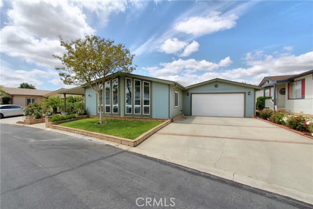 10961 Desert Lawn Drive