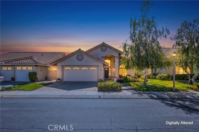 1455 Las Colinas