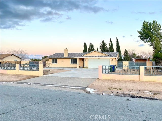 12587 Running Deer Road
