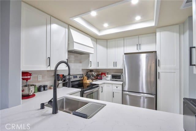 926 Lupine Hills Drive, 15, Vista, CA 92081