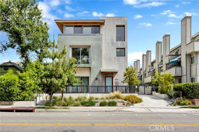 943 East California Boulevard, 2, Pasadena, CA 91106