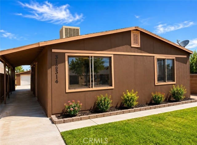 312 Maxine Avenue