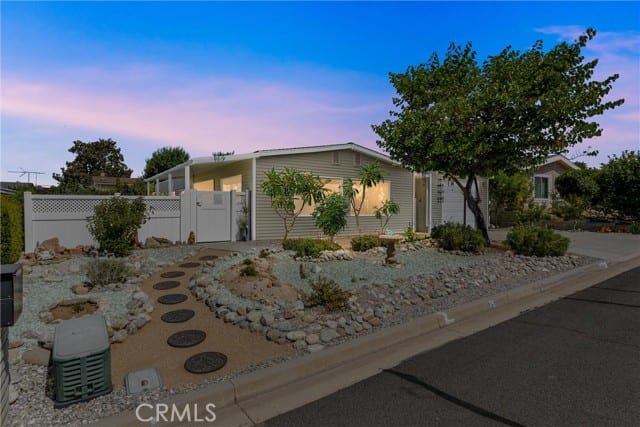 9619 Crestknoll