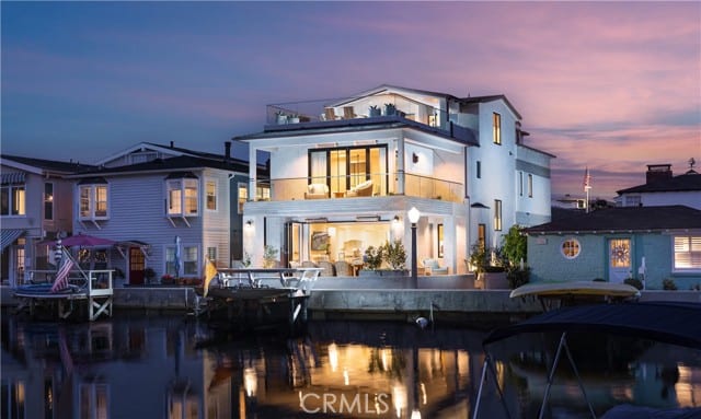 308 Grand Canal, Newport Beach, CA 92662