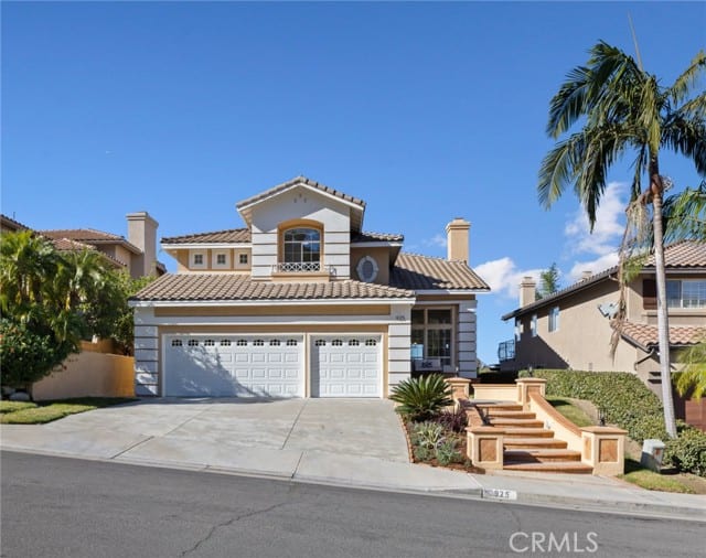 925 South Wildrose Lane