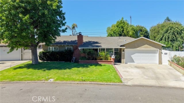 177 North Evelyn