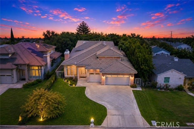 127 West Forest Avenue