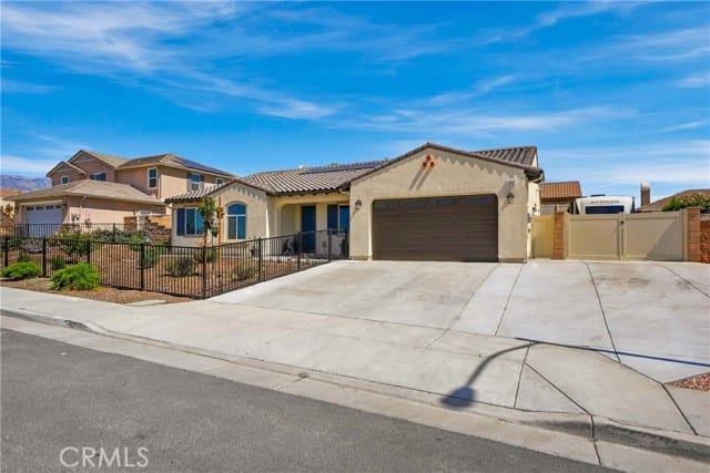 1560 Foothill