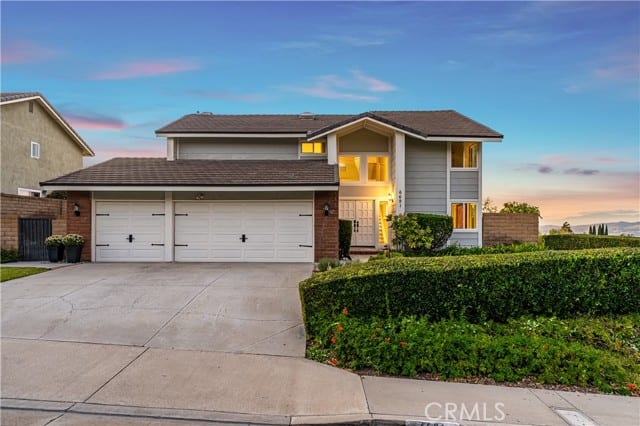 6691 East Smokewood