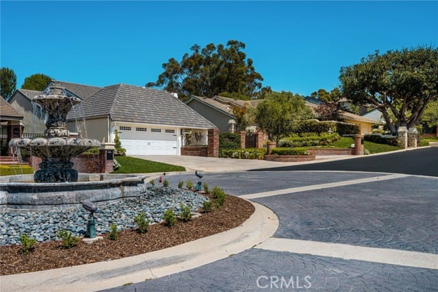 5603 East Crest De Ville, Orange, CA 92867