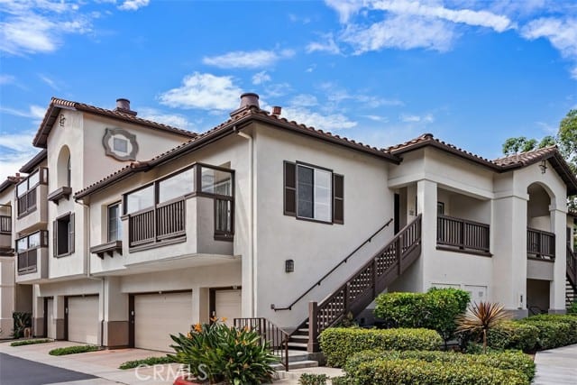 2960 Champion Way, 1008, Tustin, CA 92782