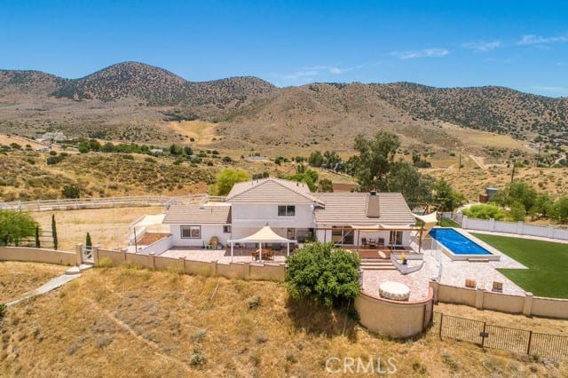 9175 Yucca Hills