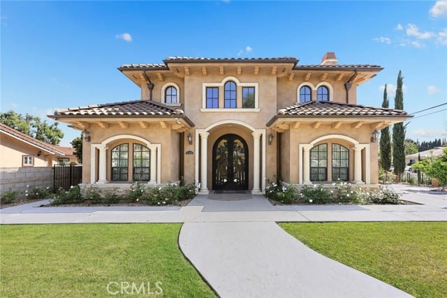 536 West Camino Real