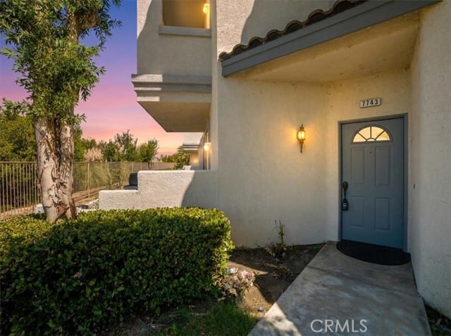 7743 East Viewrim