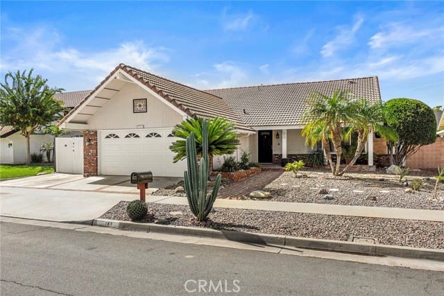 163 North Avenida Cordoba, Anaheim Hills, CA 92808