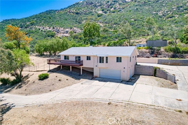 191 Arnold Way