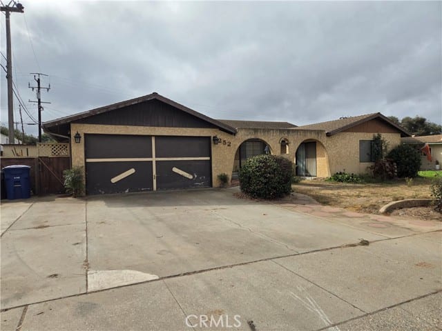 252 Sharry, Santa Maria, CA 93455