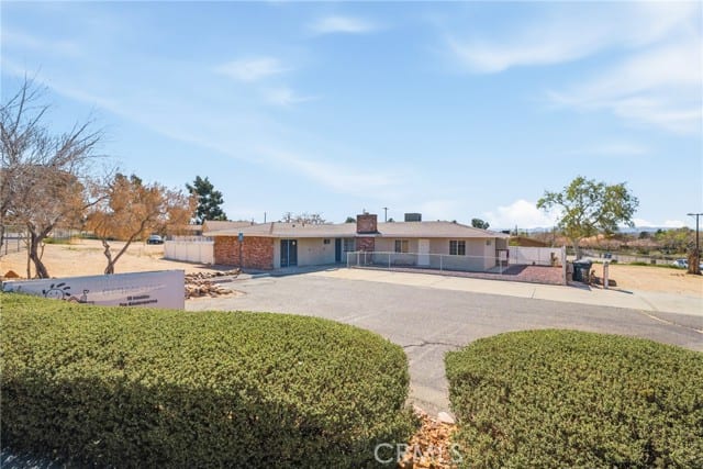 15637 Tuscola