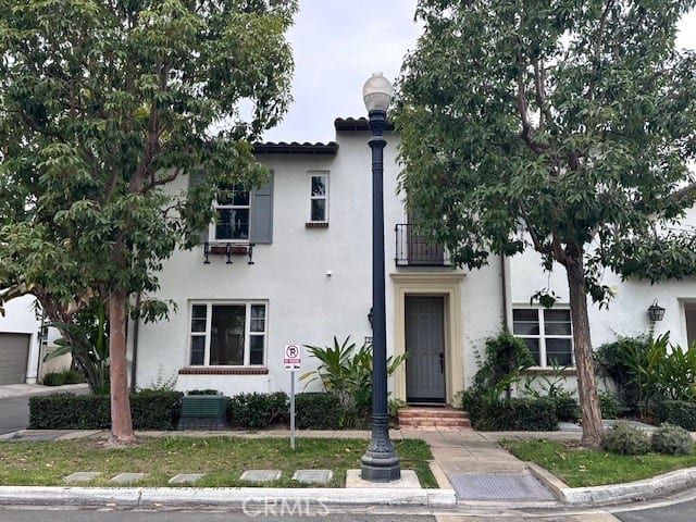 385 North Santa Maria