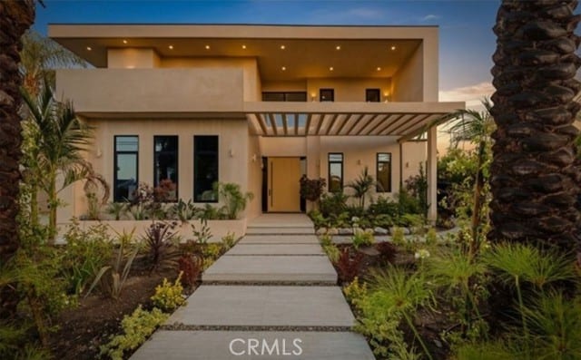 15450 Huston, Sherman Oaks, CA 91403
