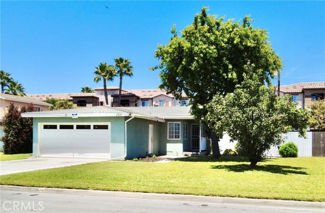 2521 West Clearbrook Lane