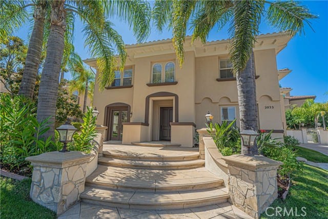 2033 Waterside Circle