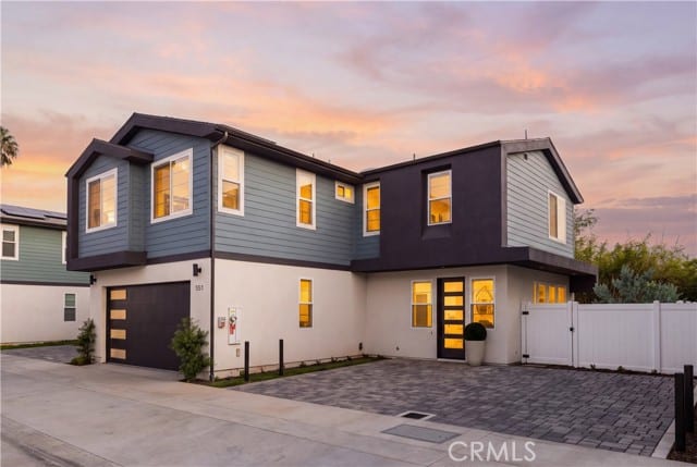 551 Bernard, Costa Mesa, CA 92627